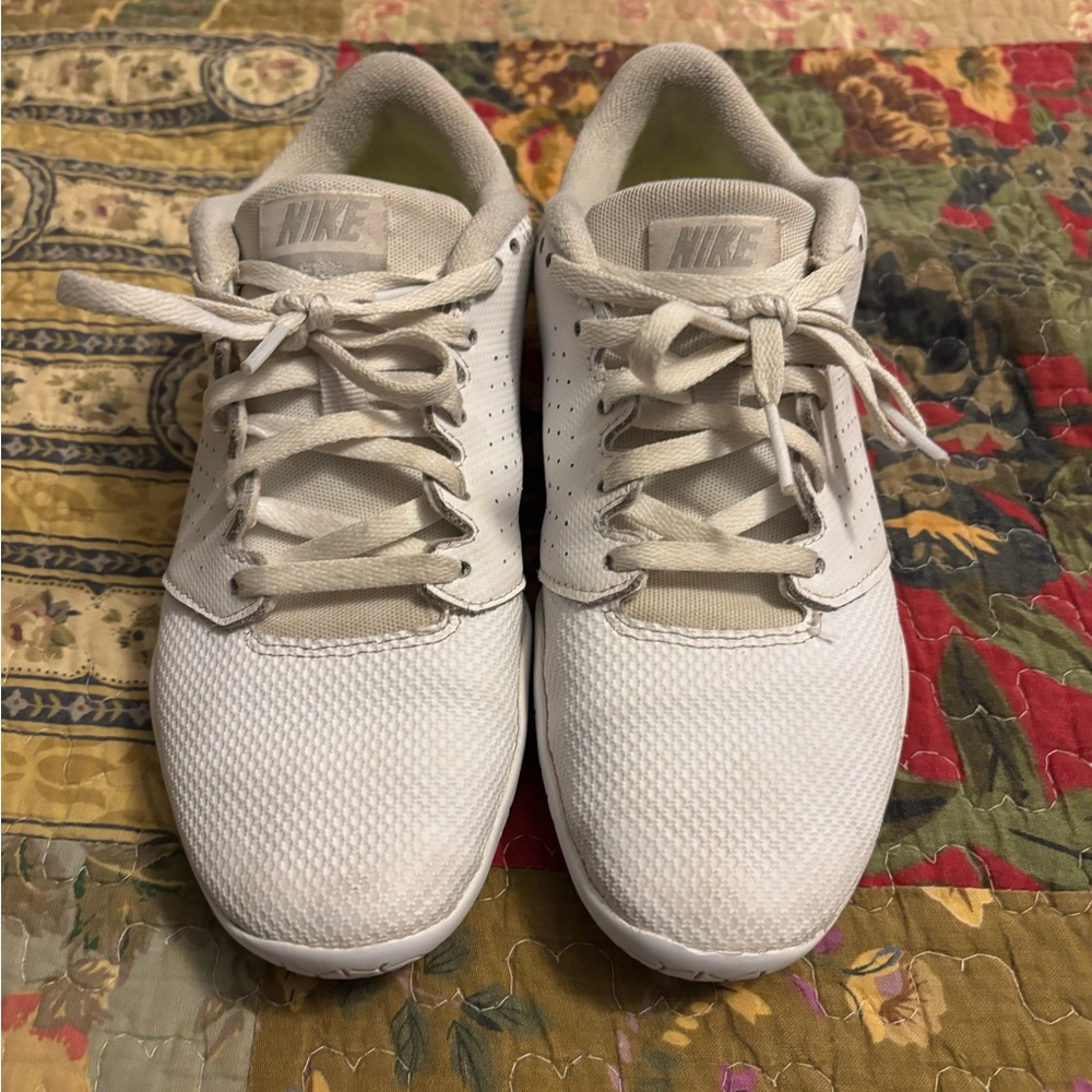 Women's Cheer Sideline IV Sneakers 5 Shoes